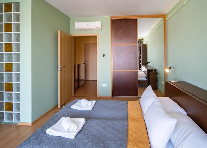 Free Parking- Gellert View 4ppl * Budapest