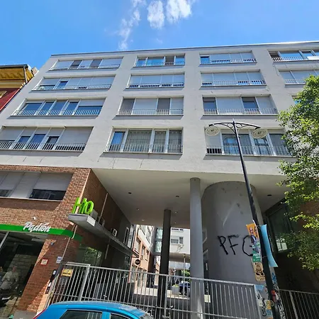 Free Parking- Gellert View 4ppl 아파트