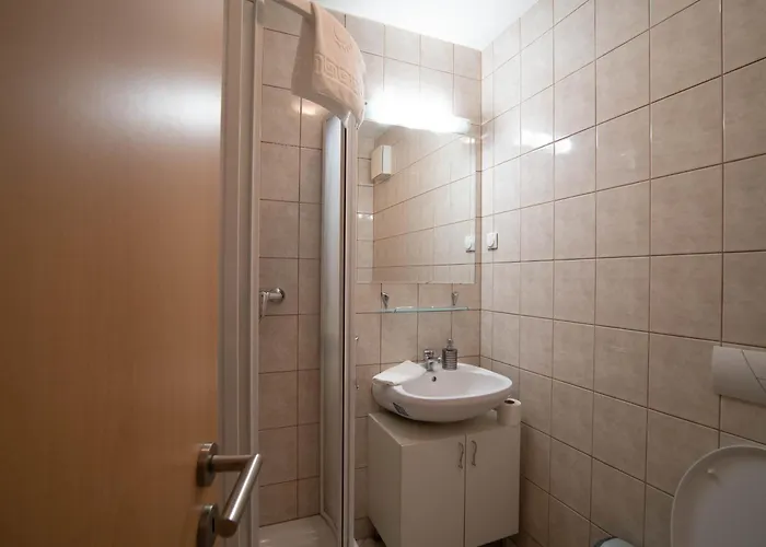 Free Parking- Gellert View 4ppl * Budapeste