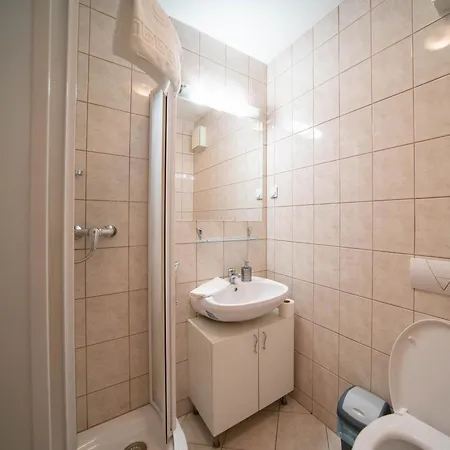 Free Parking- Gellert View 4ppl Apartment *